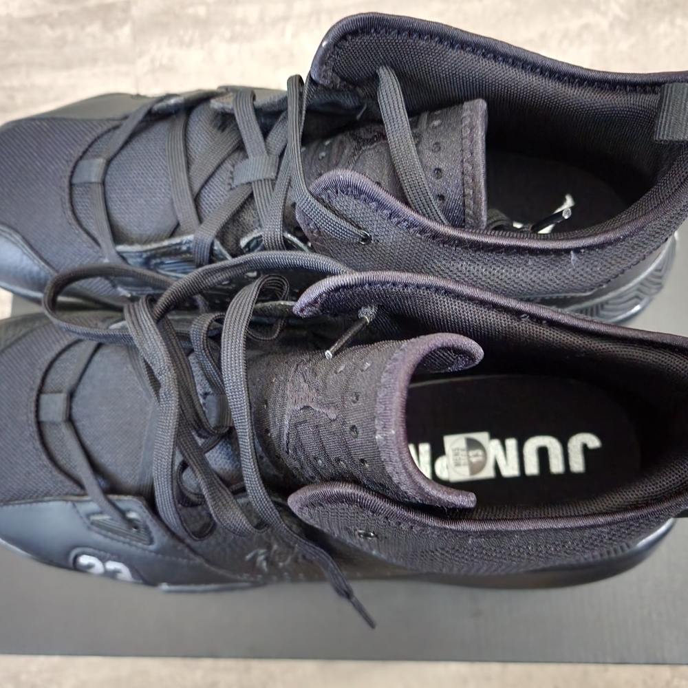 Jordans - Picture 3 of 11